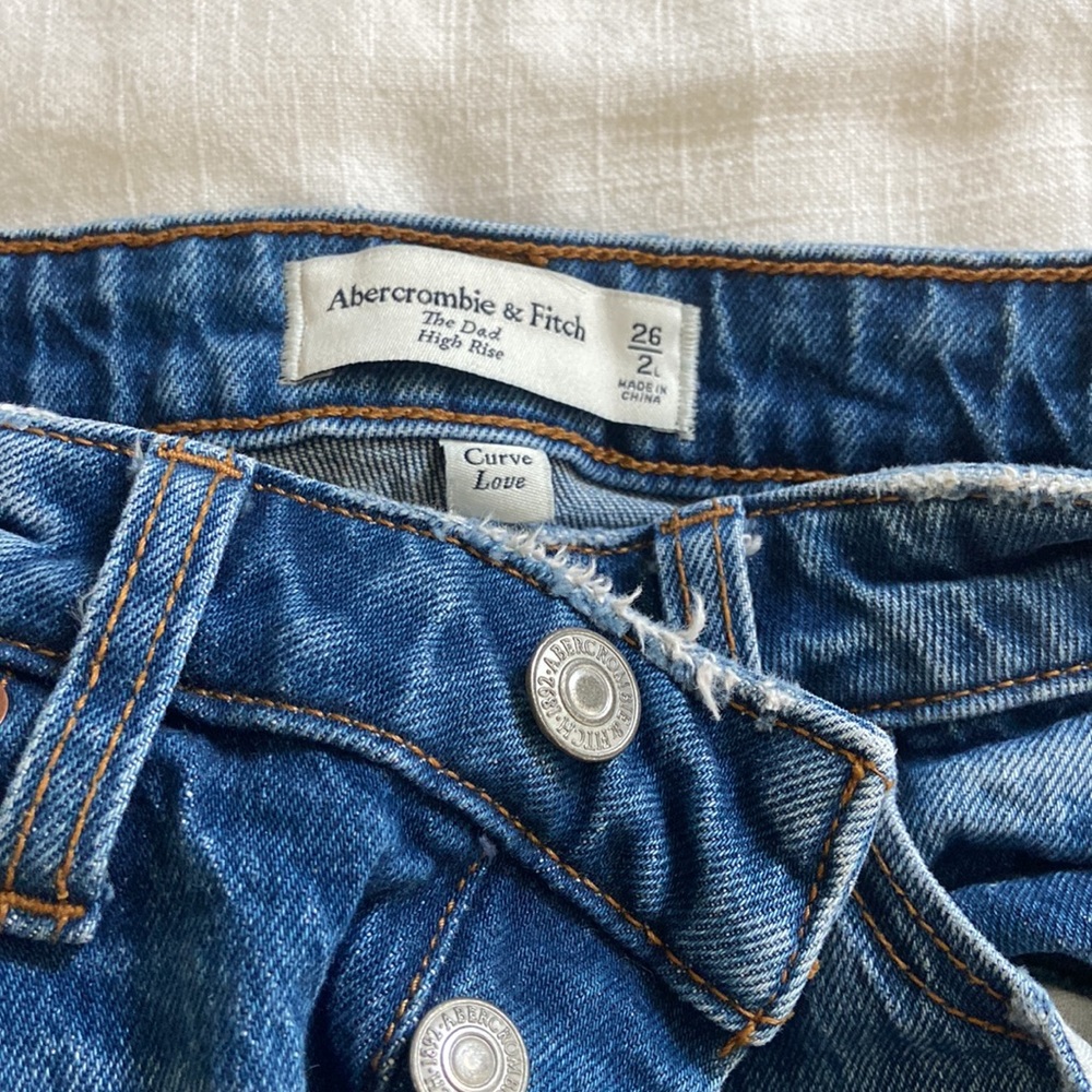 Jeans - Picture 2 of 2